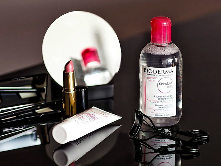 Amazon Has a Secret Beauty Outlet With Discounted Skincare and Makeup Products