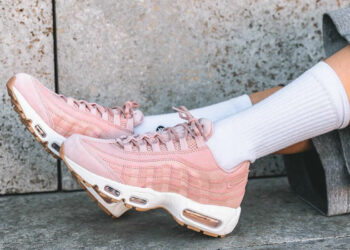 Why Pink Sneakers are the Most Popular Shoes in Fashion
