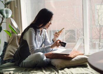 How To Shop For Clothes Online Like A Pro